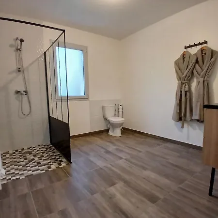 Ferienhaus Insolite Avec Jeux Et Jacuzzi