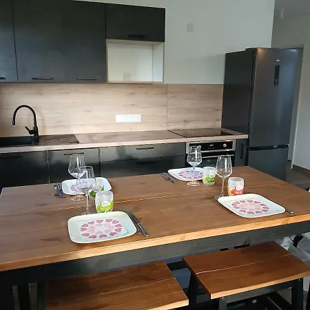 Ferienhaus Insolite Avec Jeux Et Jacuzzi