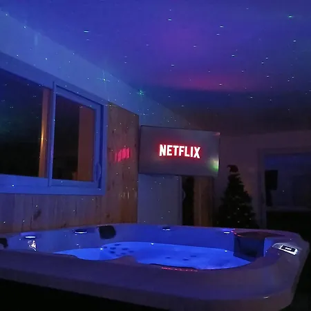 Insolite Avec Jeux Et Jacuzzi Soulosse-sous-Saint-Elophe